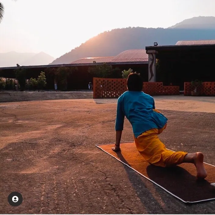 Isha Yoga classes Thane ( practices structured by Sadhguru)