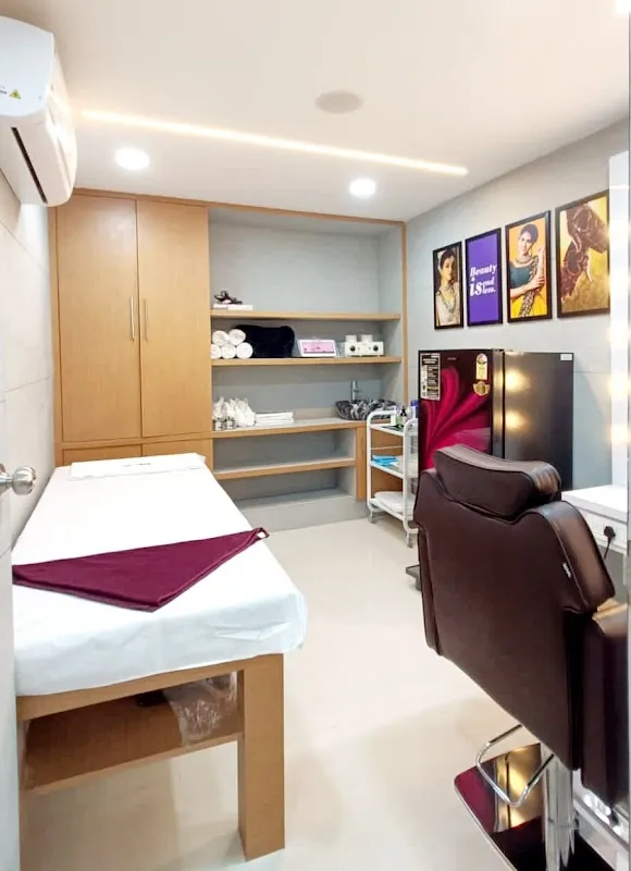 Naturals Hair and Beauty Salon