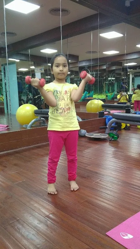 Gold's Gym Vijayawada: CrossFit, Personal Training, Zumba