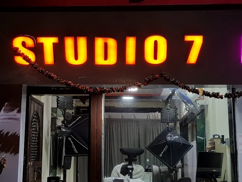 Studio7