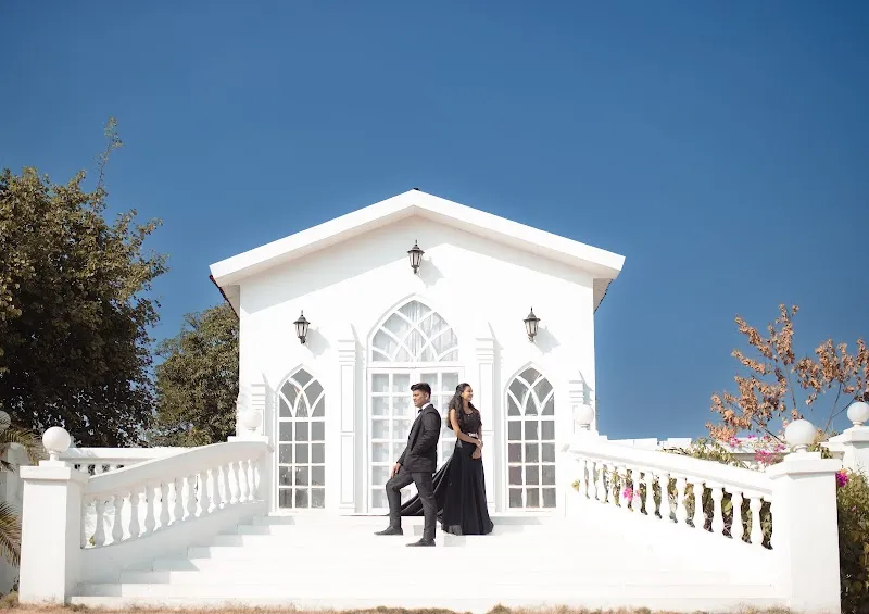 Royal Moments Photography and Videography