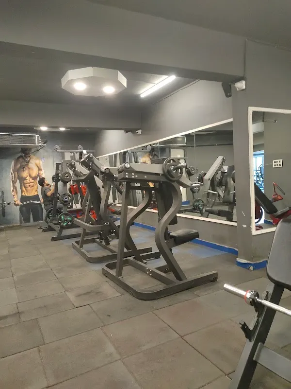 Famous Fitness Studio