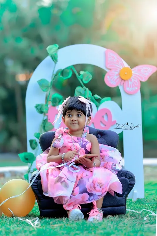 Shubham Photo Studio