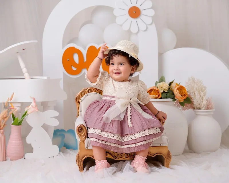 Shubham Photo Studio