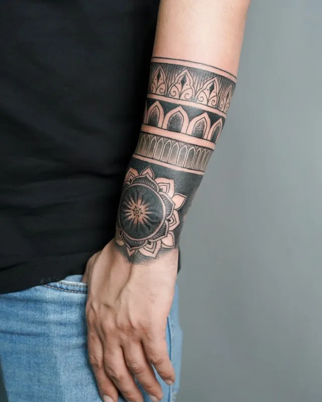 Siyaahi Kalaa Tattoos - Best tattoo studio in delhi