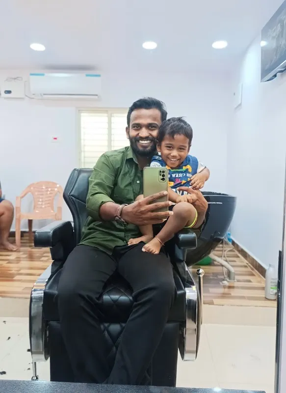 Herk natural unisex family beauty saloon