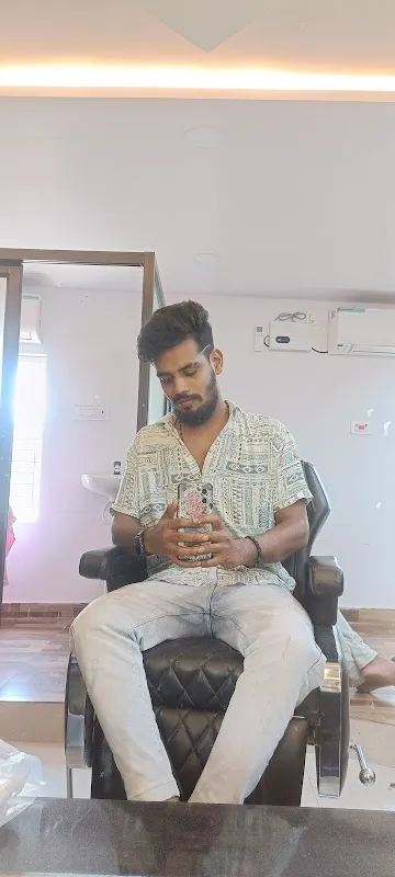 Herk natural unisex family beauty saloon