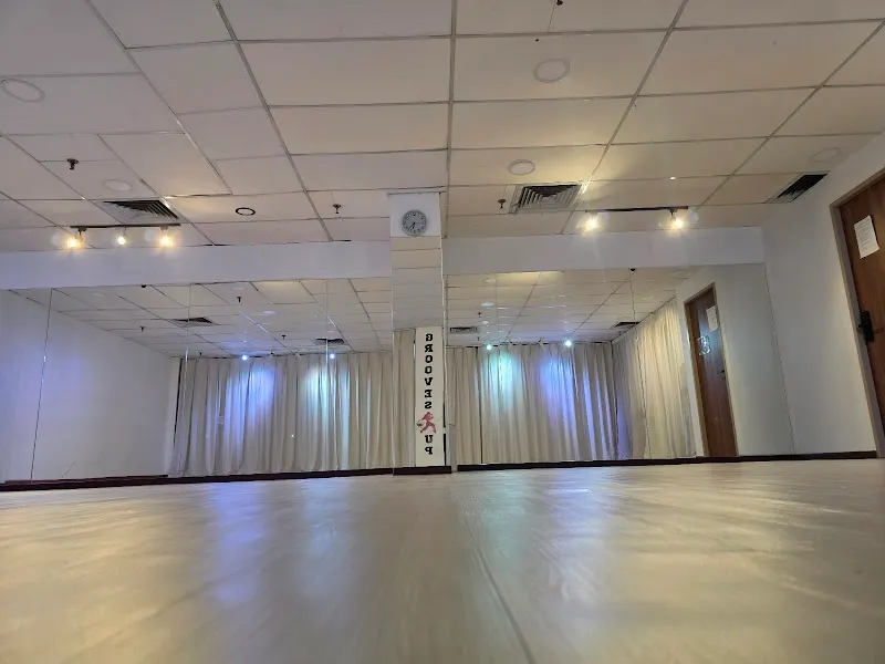 Grooves Up Dance & Fitness Studio