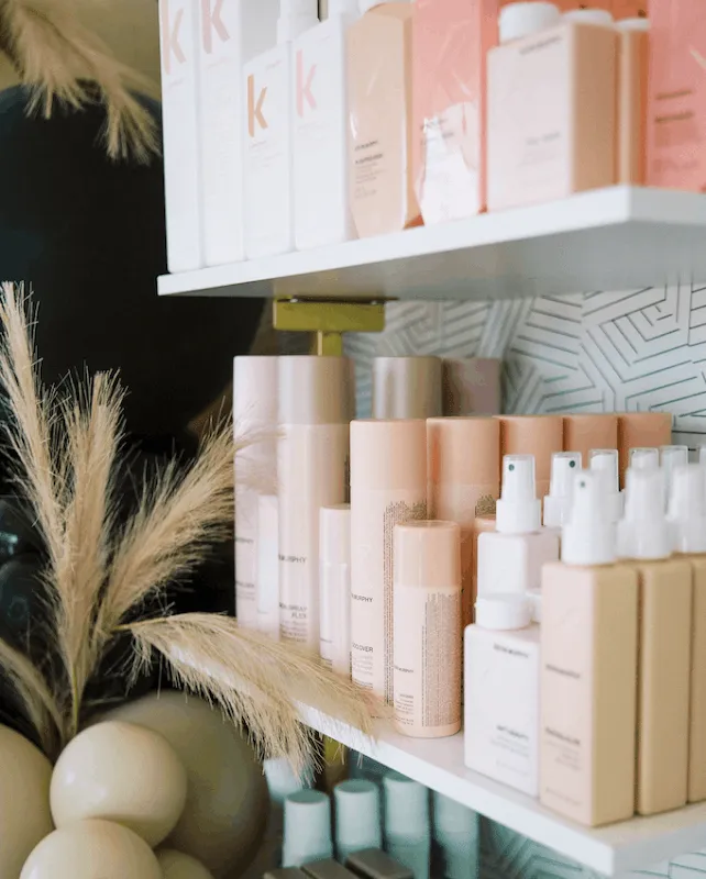 Savante Salon