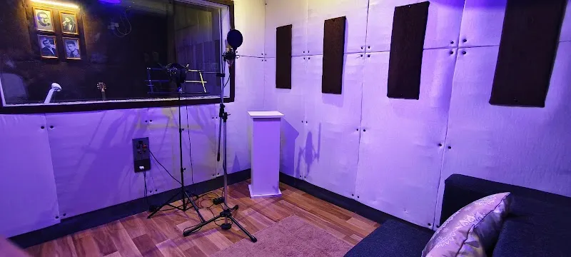 OCTAVE AUDIO STUDIO