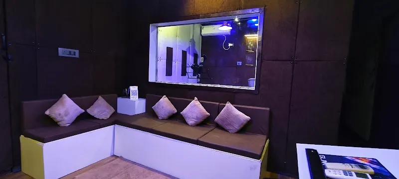 OCTAVE AUDIO STUDIO