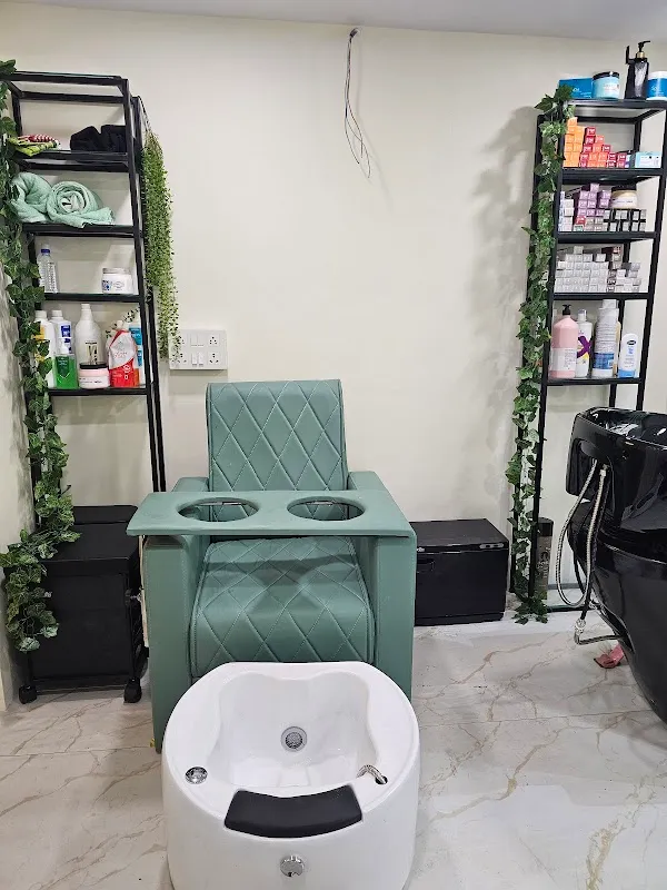 Elara Family Salon