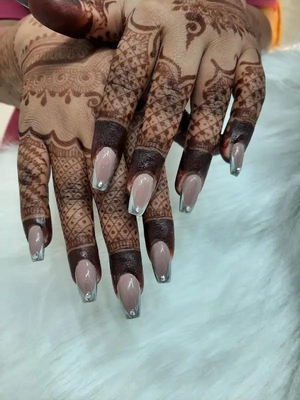 Lovika Nail Art Studio