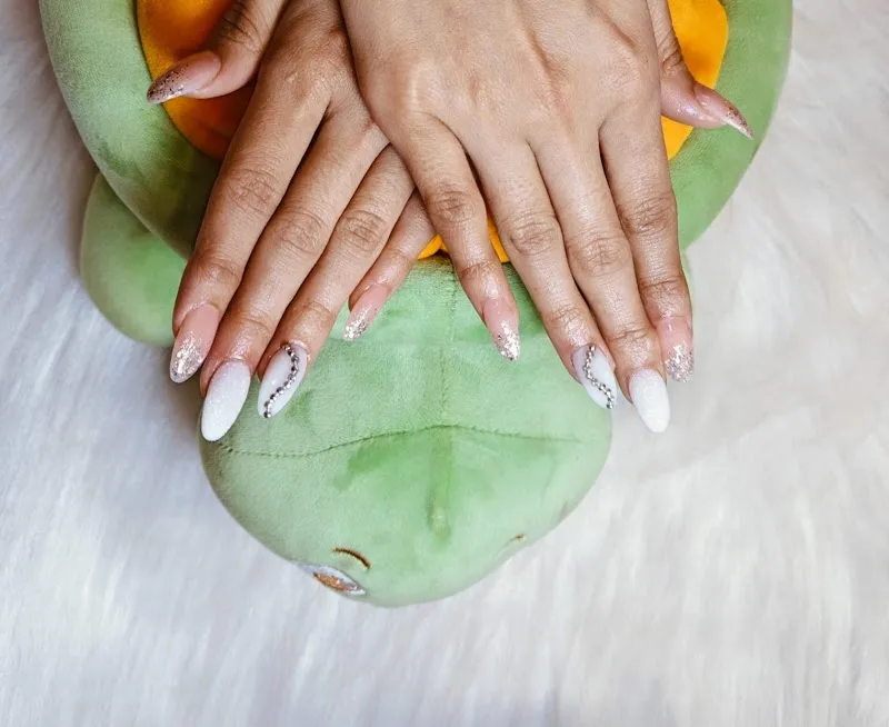 Lovika Nail Art Studio