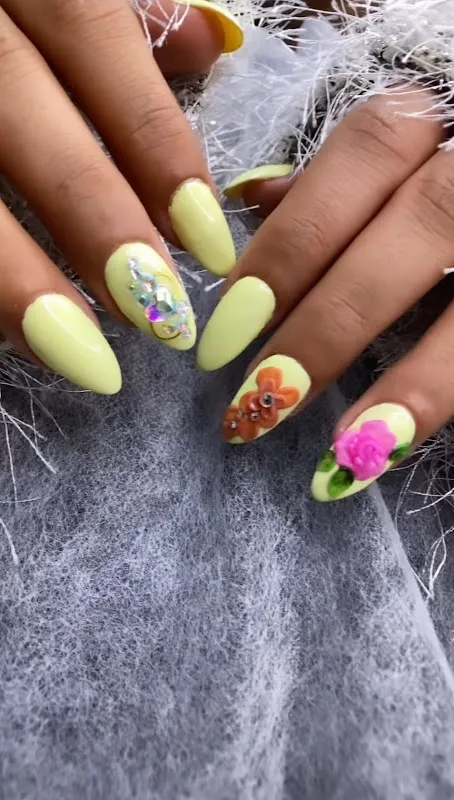 Lovika Nail Art Studio