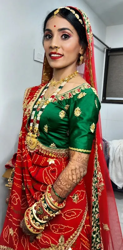 Kavitas Queens worth beauty salon and academy