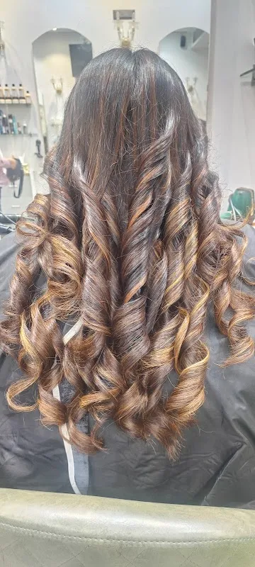 Raj Salon|Best Unisex Salon In Chembur-Affordable Salon In Chembur-Botox Hair Treatment In Chembur-Facial Services In Chembur