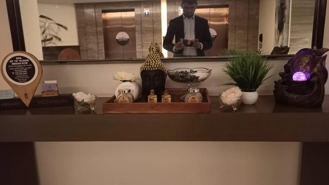 Meghavi Wellness Spa & Salon - Radisson Blu , Faridabad