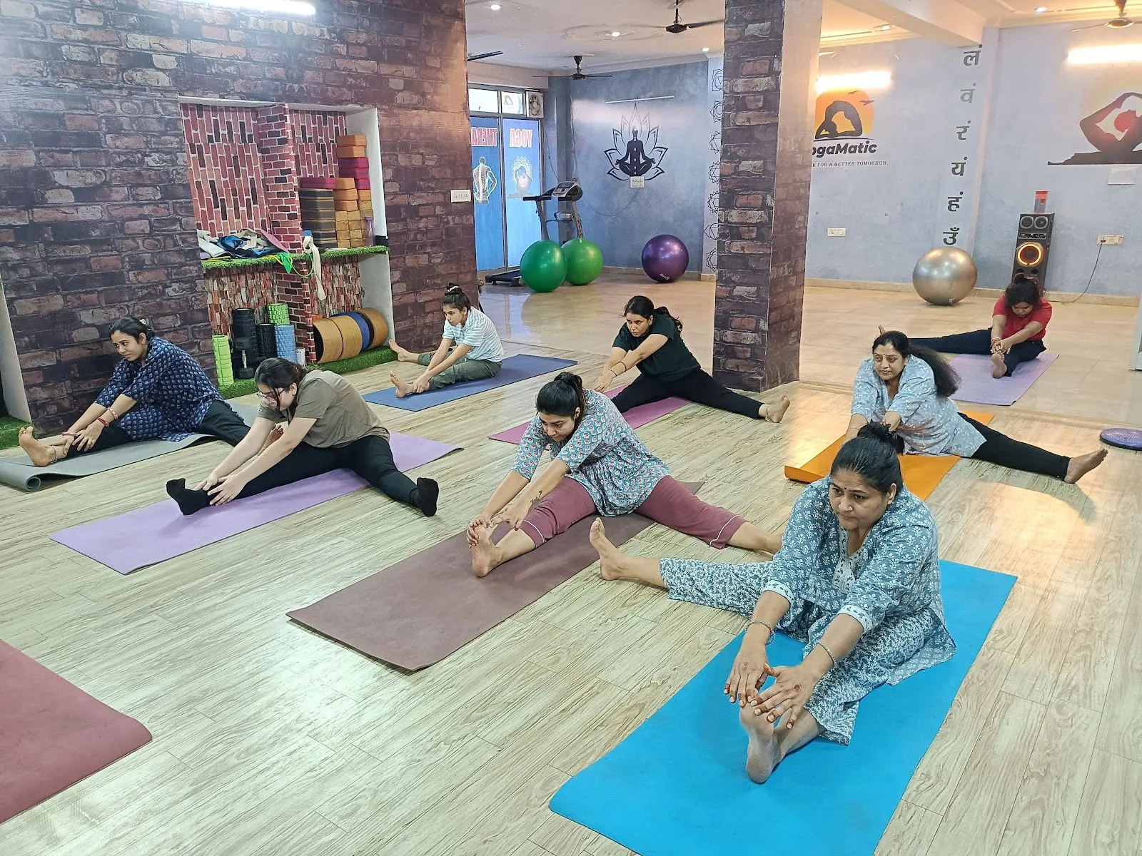 YOGAMATIC - Best Yoga Classes In Jaipur