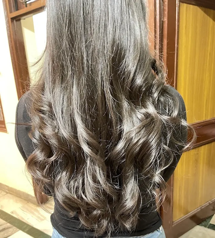 Headmasters Jalandhar | Best Beauty Salon In Jalandhar | Best Makeup Artist In Jalandhar