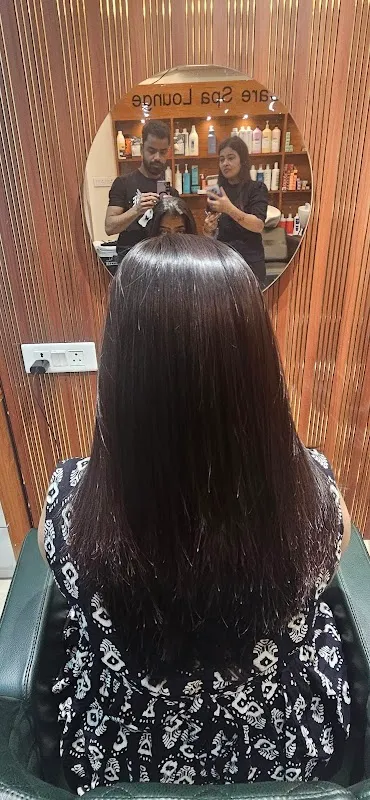 Valentino X Family Salon