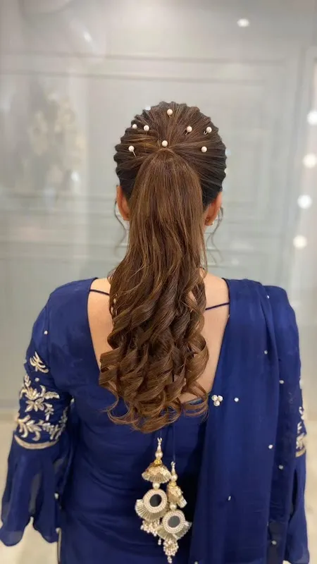Valentino X Family Salon