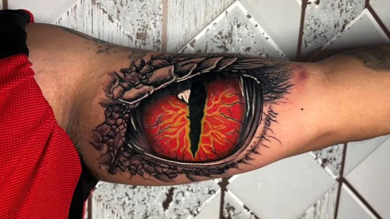 INK ME BOY TATTOO STUDIO