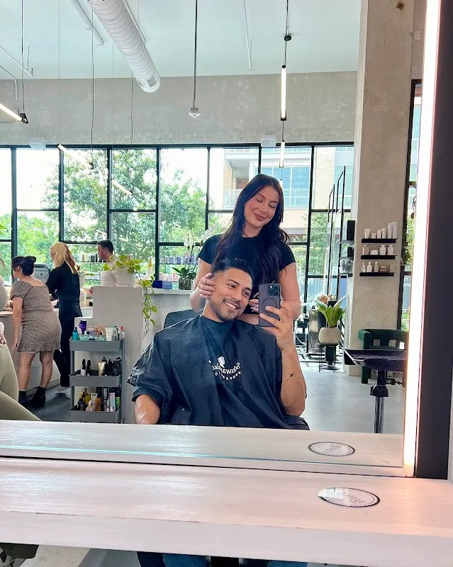 Coma Salon