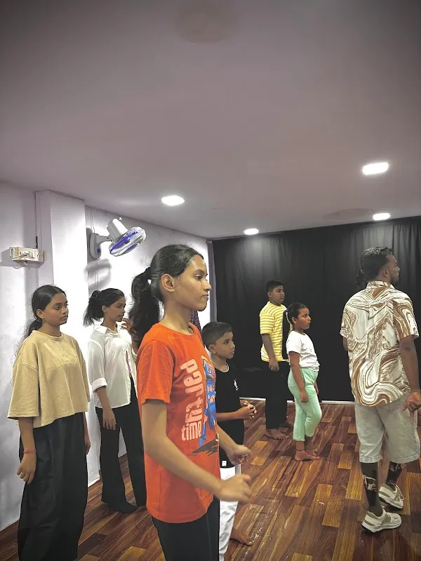 Brain Dancer Crew