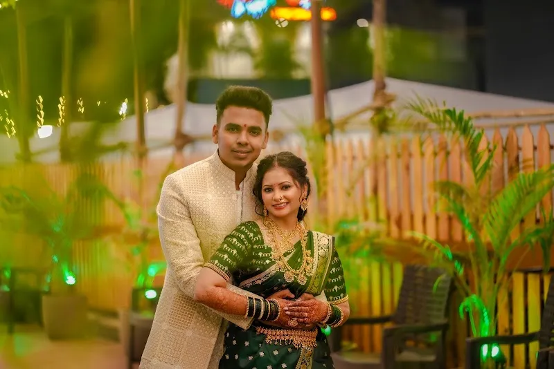 Pixel Weds