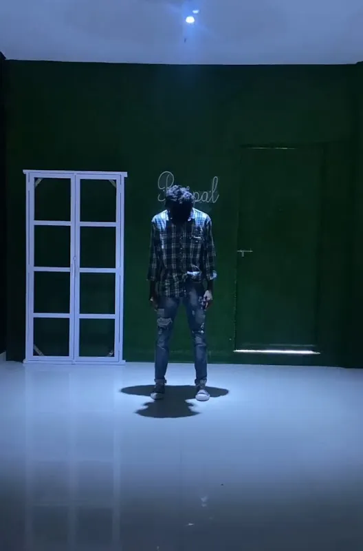 Into the Street Dance Studio