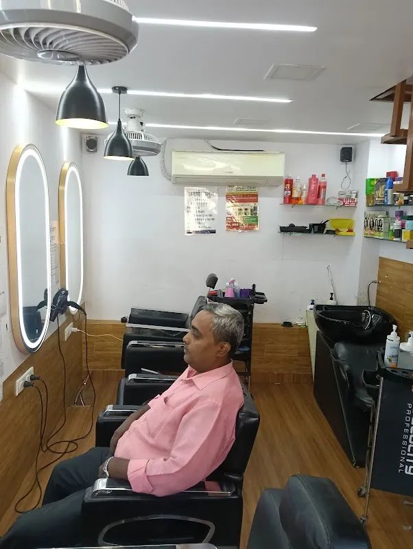 Brothers' Salon