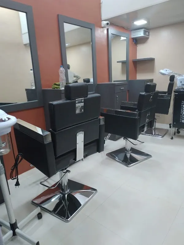 Brothers' Salon