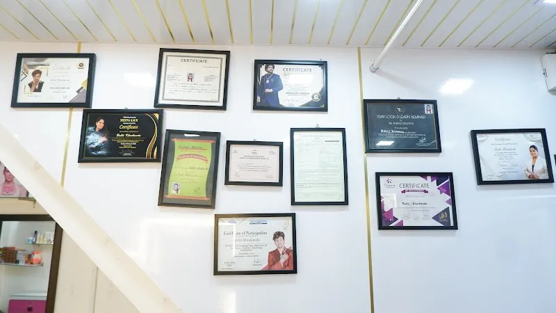 Nikhar Beauty Salon Makeup Studio & Academy
