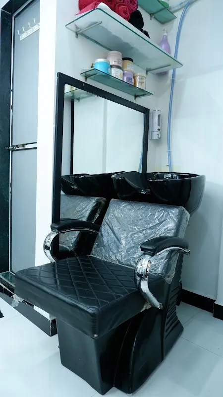 Nikhar Beauty Salon Makeup Studio & Academy