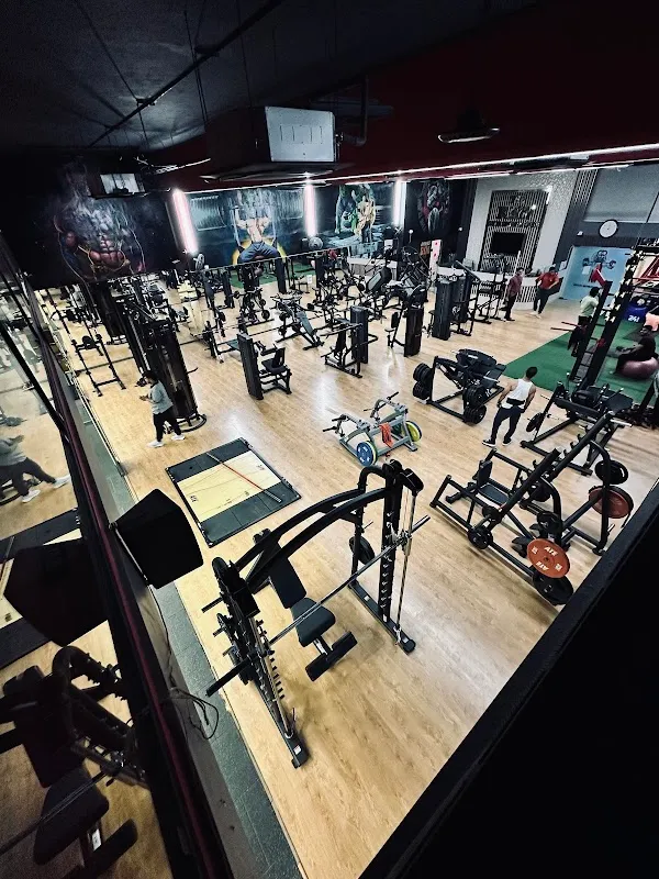 THE RAW GYMSPORTS CLUB