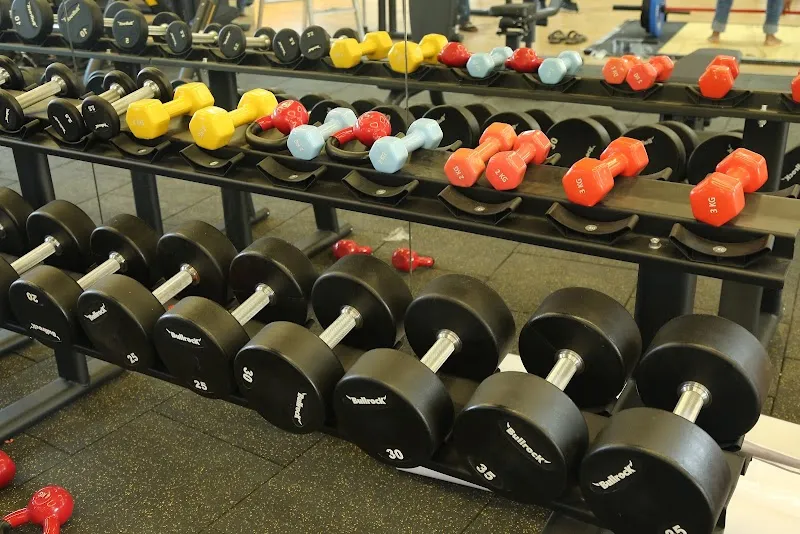 THE RAW GYMSPORTS CLUB
