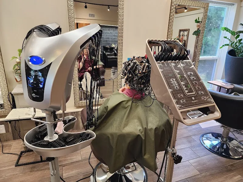Ellie Hair Salon