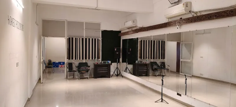 Chill Vibe Dance Studio