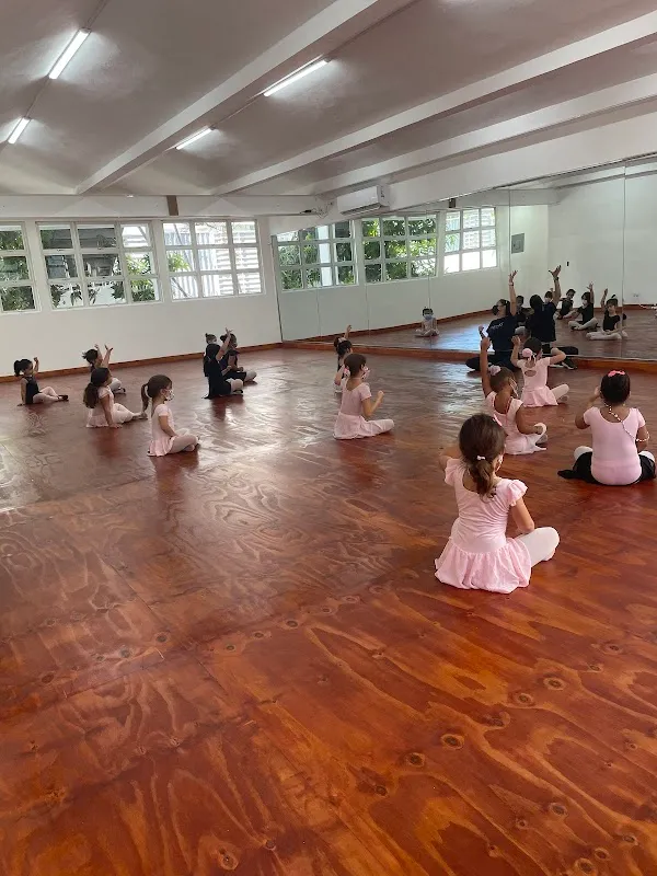 Meraki Dance Studio