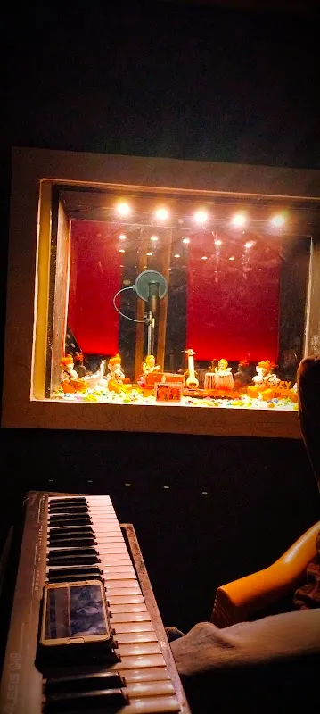 swar- sneh recording studio kurduvadi