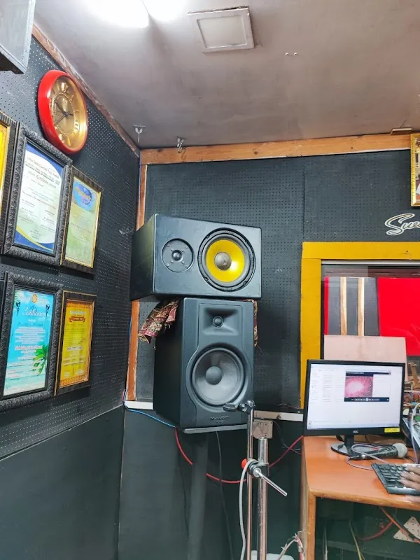 swar- sneh recording studio kurduvadi