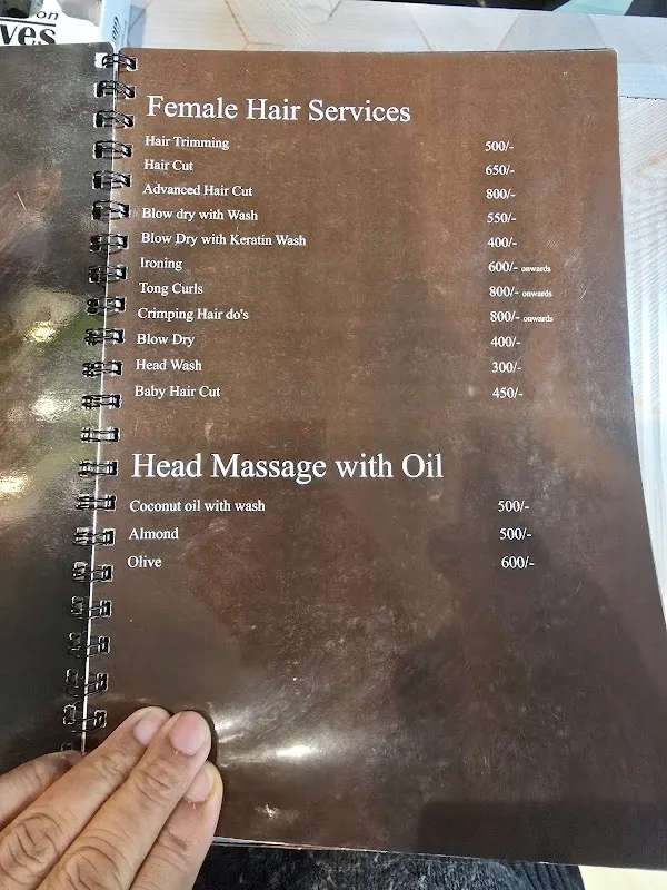 Sandy Unisex Salon