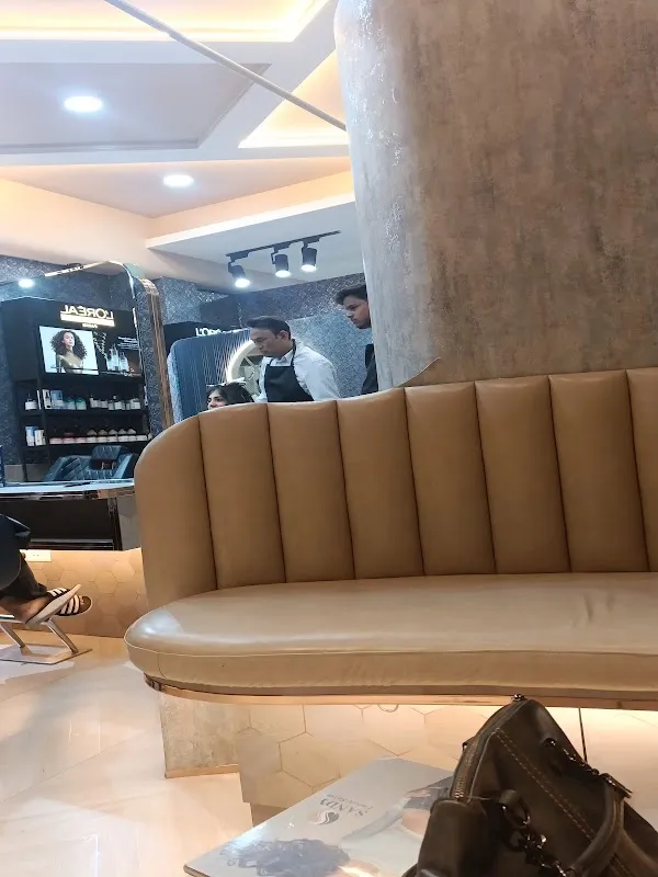 Sandy Unisex Salon