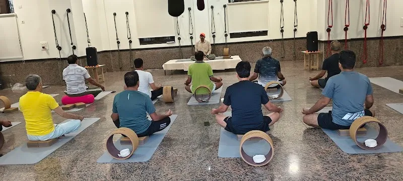 Shri Yoga Sadhana Studio (Pitampura)