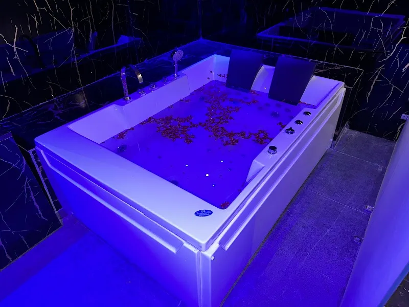 Vibrant Luxury Spa - Best Spa In Kammanahalli Bengaluru