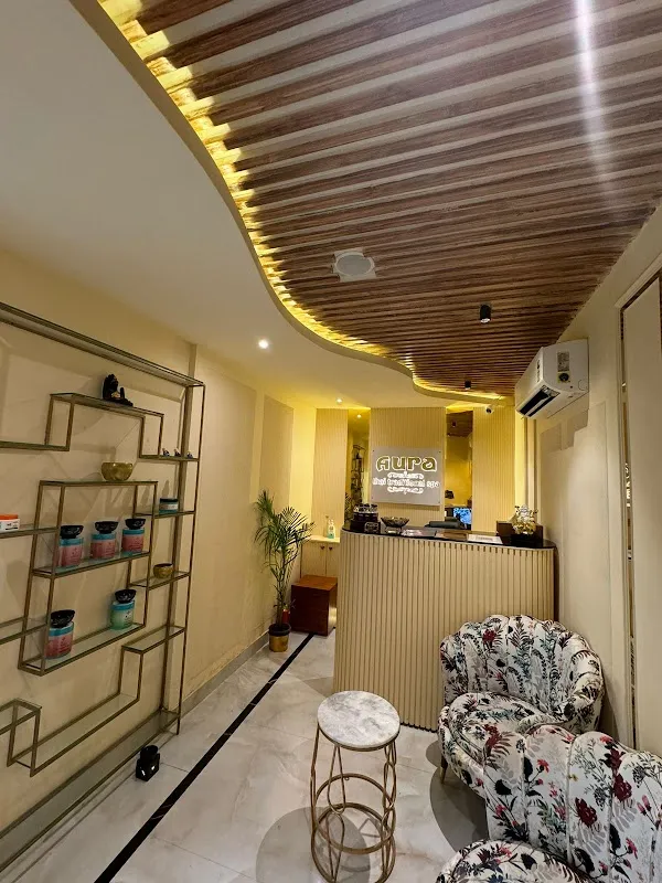 Aura THAI TRADITIONAL SPA