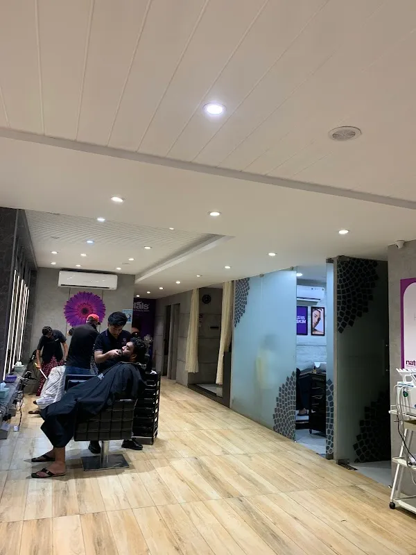 Naturals Unisex Salon | Naturals Magunta Layout , Nellore