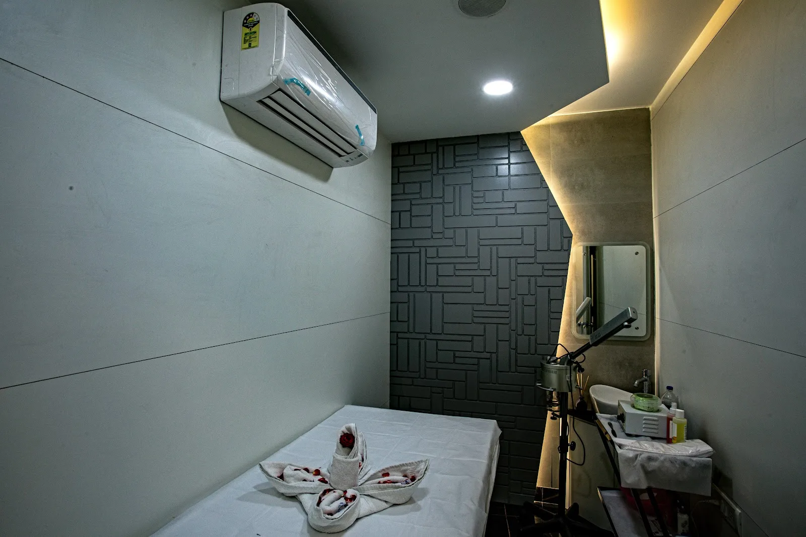 Green Trends Unisex Hair and Style Salon