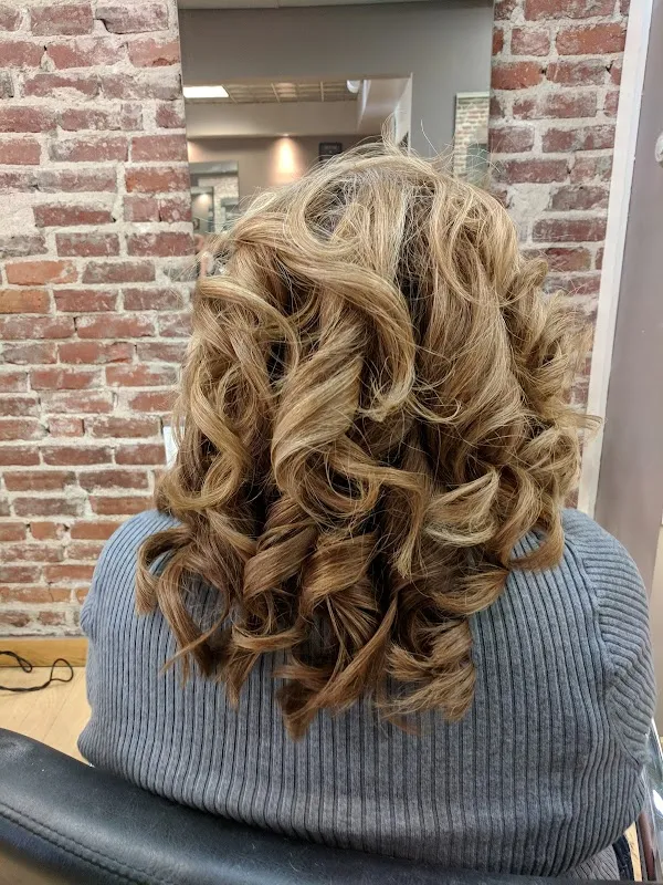 Ochoa Salon & Spa